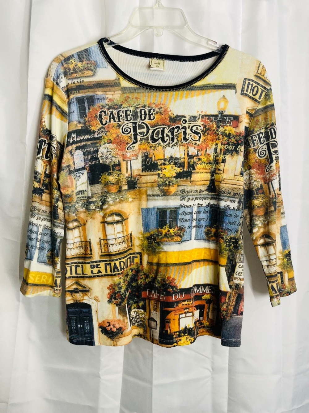 Jess & Jane Cafe de Paris Graphic Rhinestone Knit Top 3/4 Sleeve Round Neck S